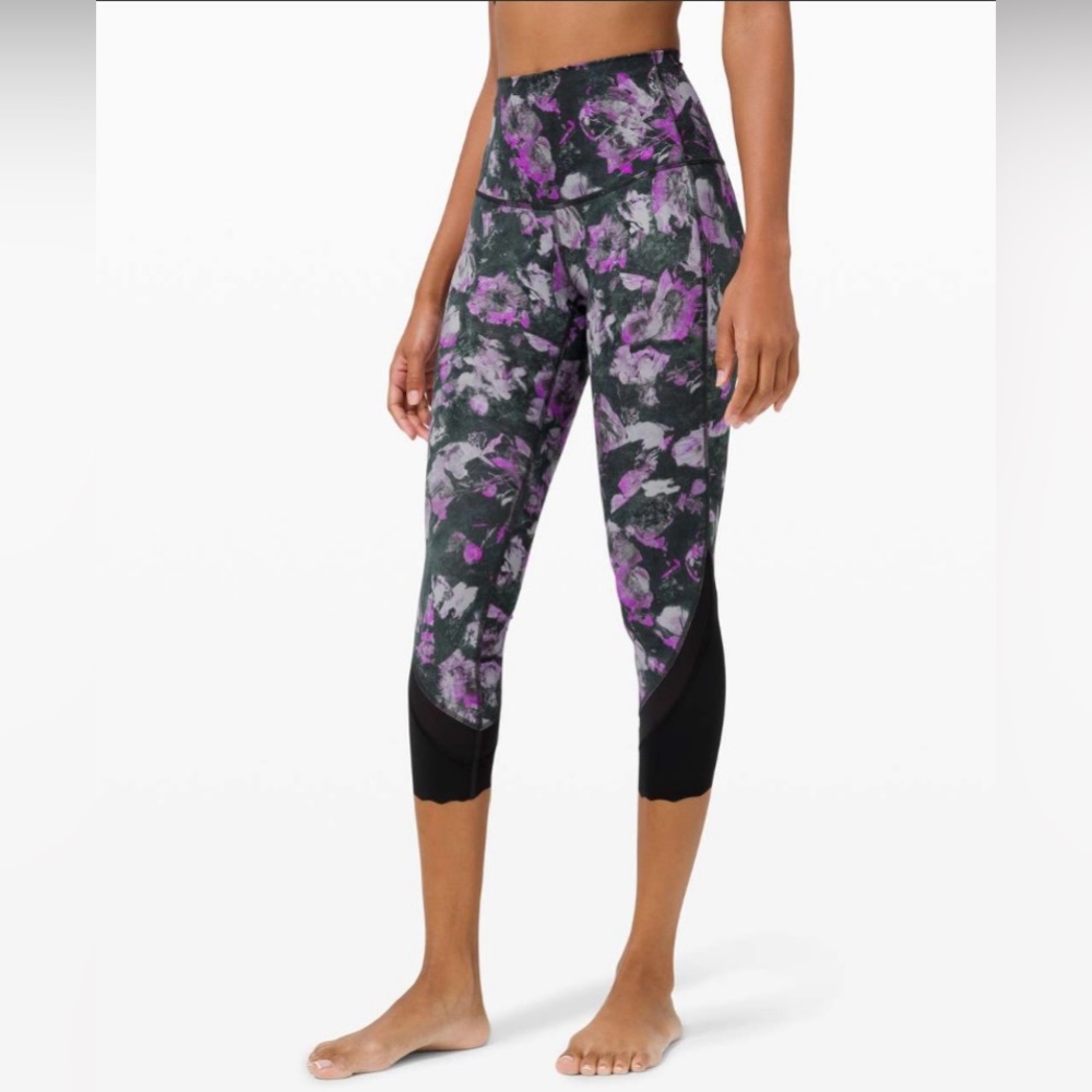 Lululemon Wunder Under High-Rise Crop 23" Scallop Full-On Luxtreme